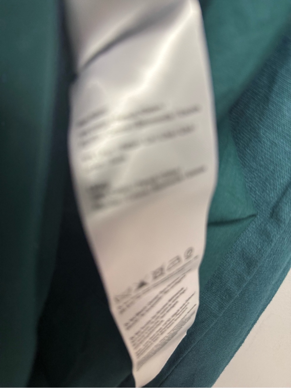 Exquise Linen Midi Dress - Picture 6 of 7